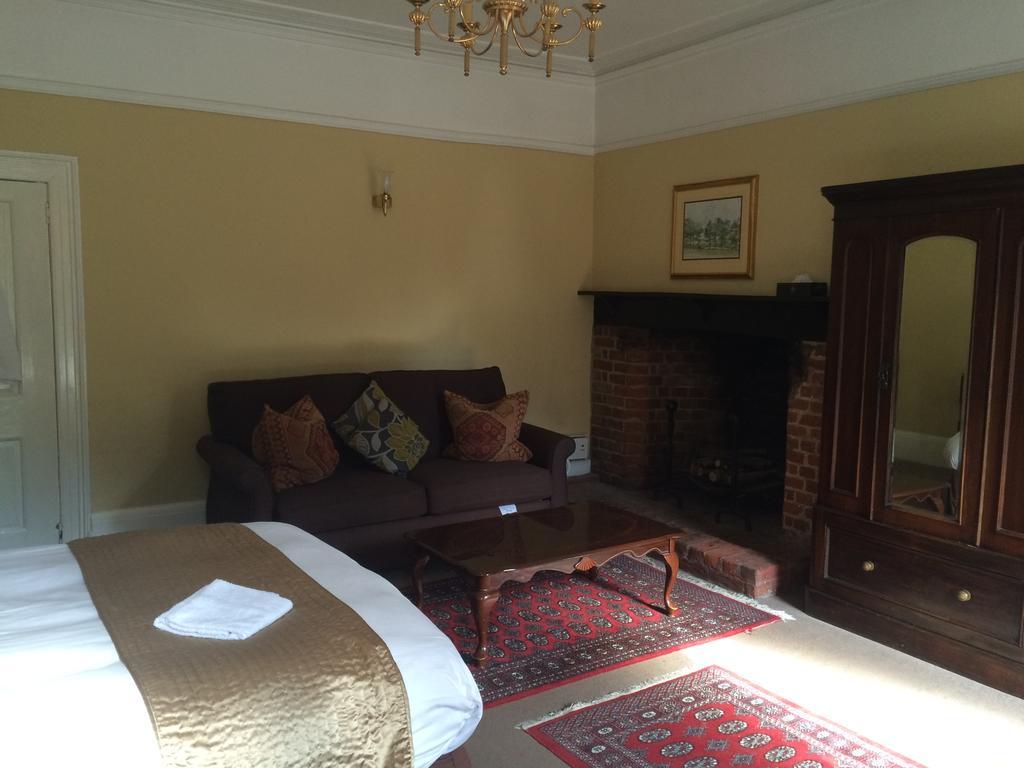 Harmondsworth Hall Guest House West Drayton  Номер фото
